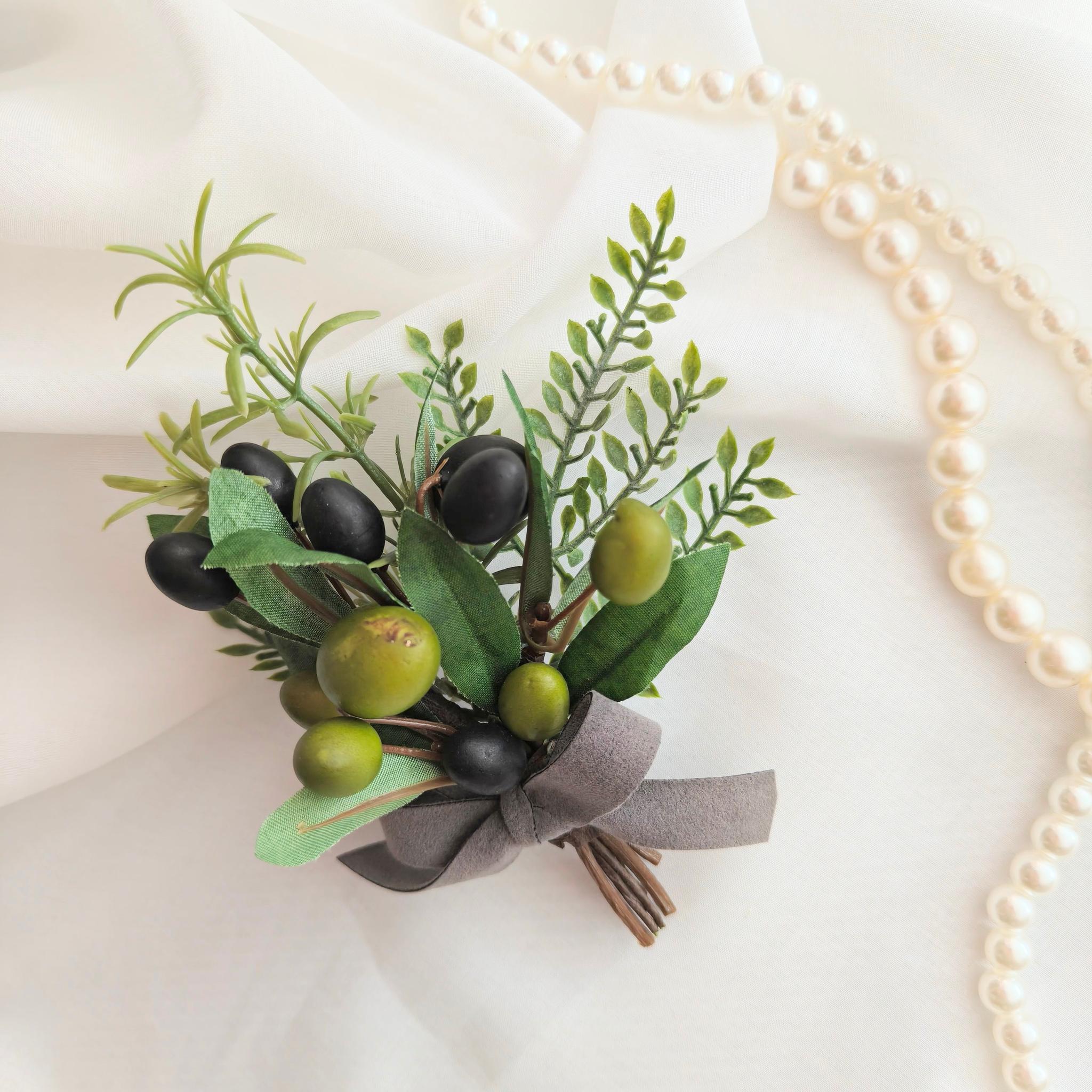 オリーブのグリーンコサージュ 親子コサージュ 入学式 入学式 卒業式 大人フォーマル シンプル 春 | 2枚目